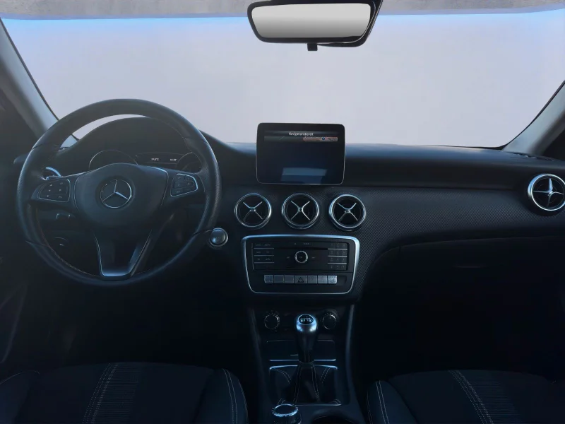 Mercedes-Benz A 180 – 14