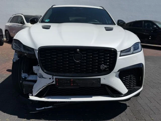 Jaguar F-Pace – 27