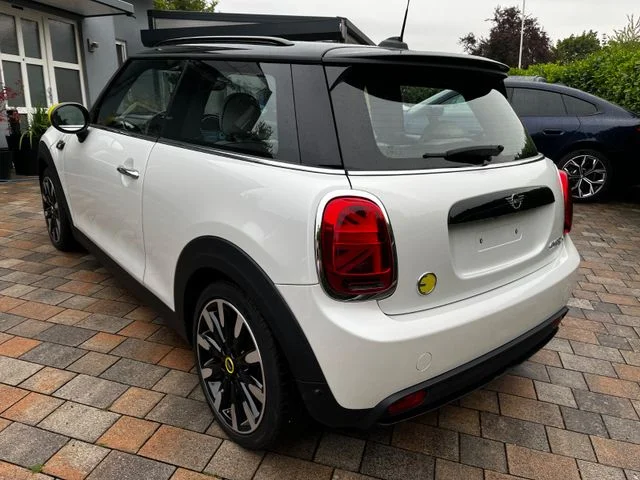 Mini COOPER SE – 6