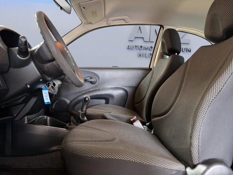 Nissan Micra – 17
