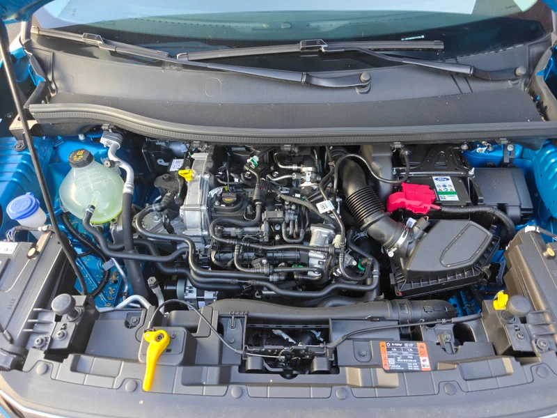 Ford Tourneo Courier Titanium 1.0 Ecoboost – 7