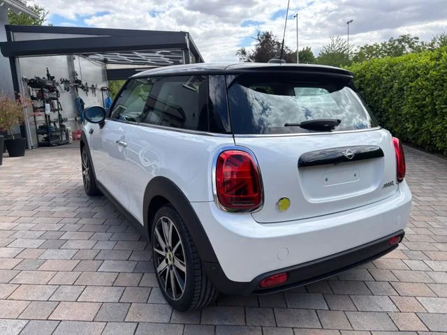 Mini COOPER SE – 8
