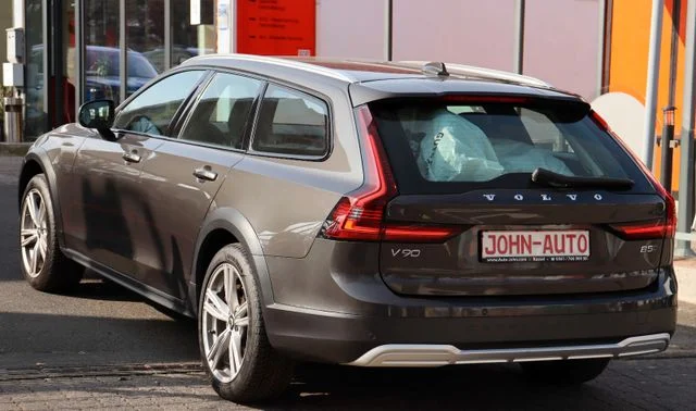 Volvo V90 Cross Country – 7
