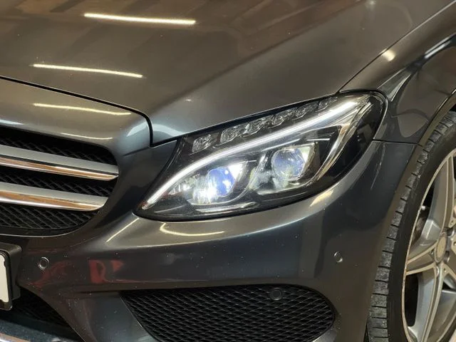 Mercedes-Benz C 400 – 11
