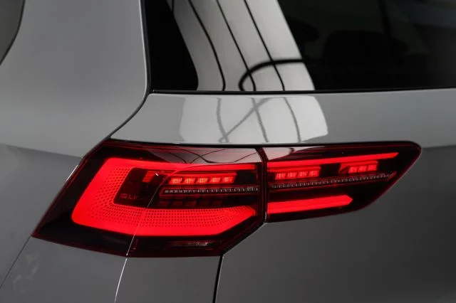 VW Golf – 12