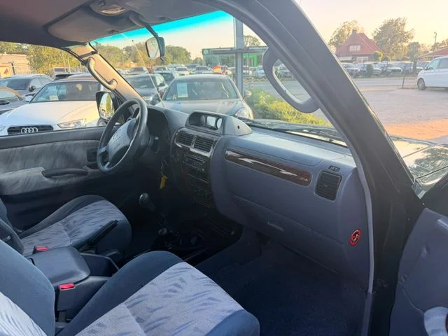 TOYOTA Land Cruiser – 15