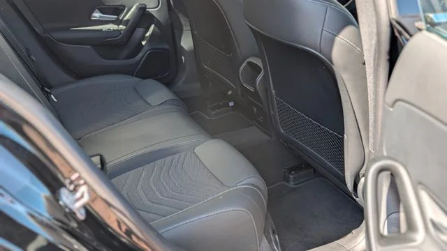 MERCEDES-BENZ CLA 180 Shooting Brake – 22