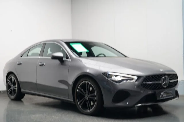 MERCEDES-BENZ CLA 180 – 3