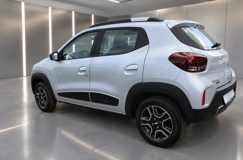 Dacia Spring – 24