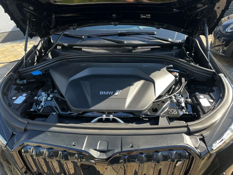 BMW iX1 – 9