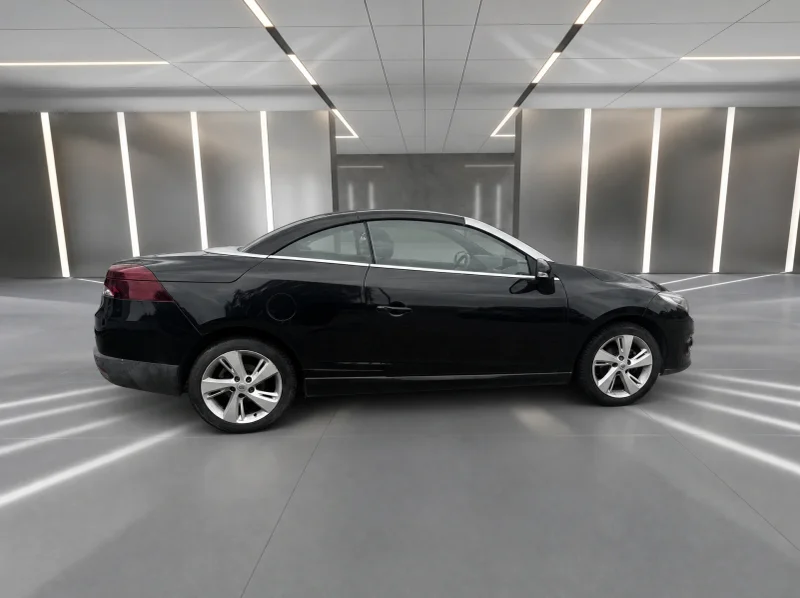 RENAULT Megane – 5