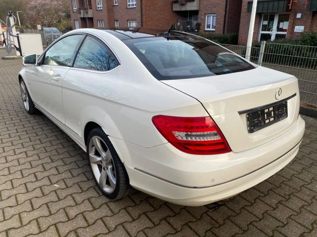 MERCEDES-BENZ C 180 – 7