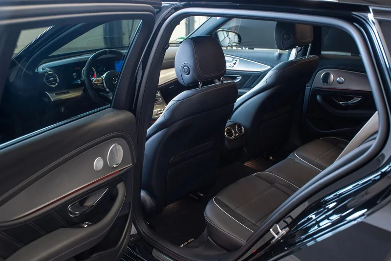 Mercedes-Benz E 63 AMG – 32