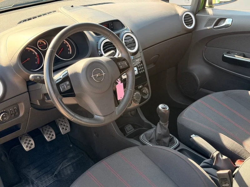 Opel Corsa D (2006-2014) – 16