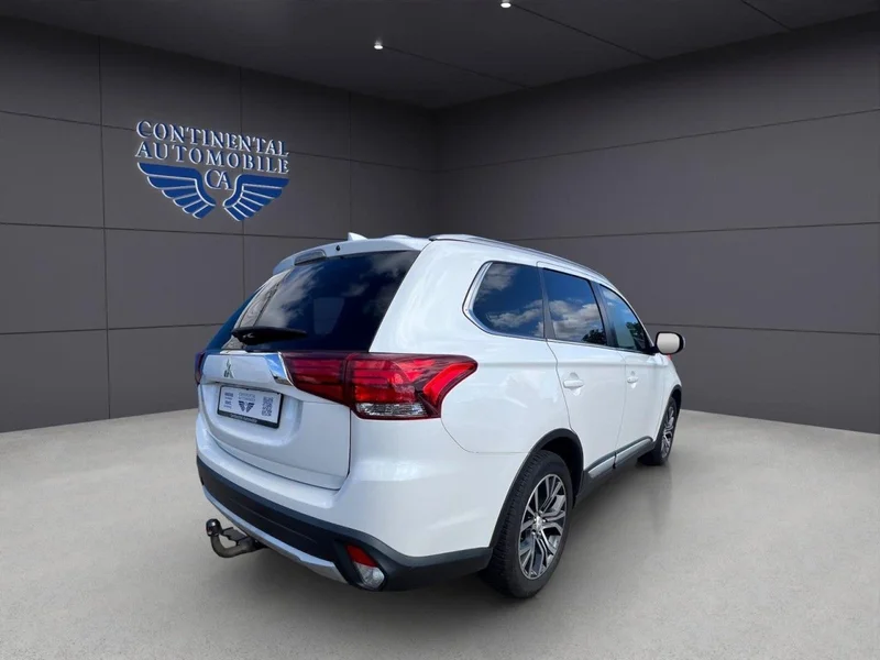 Mitsubishi Outlander – 6