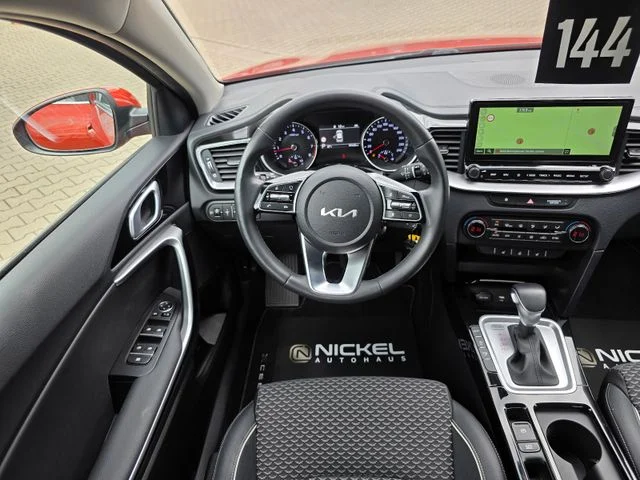 Kia XCeed – 32