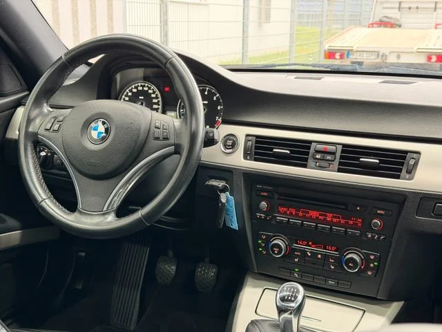 BMW 320 – 18