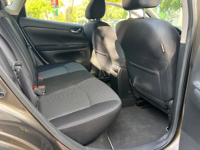 Nissan Pulsar – 11