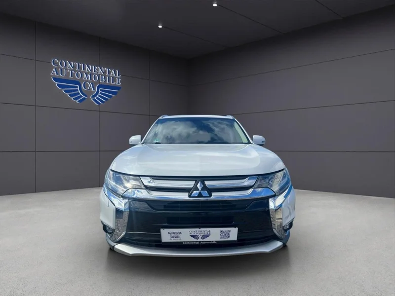 Mitsubishi Outlander – 2