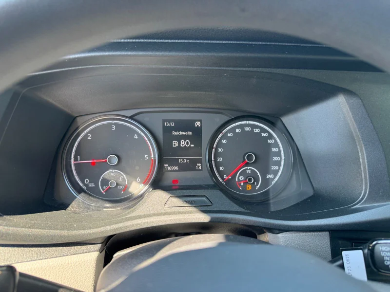Volkswagen T6 Caravelle – 12
