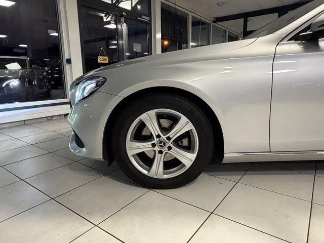 Mercedes-Benz E 220 – 9