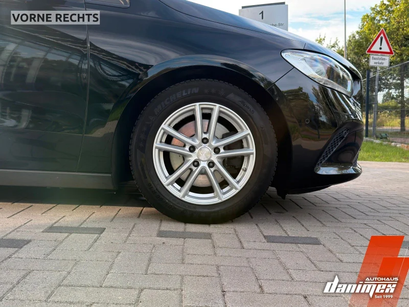 Mercedes-Benz B 200 – 43