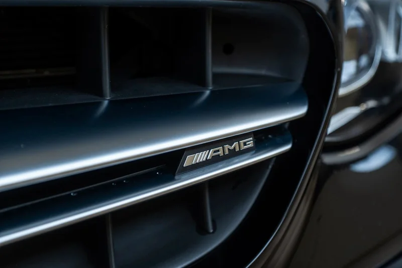 Mercedes-Benz E 63 AMG – 6