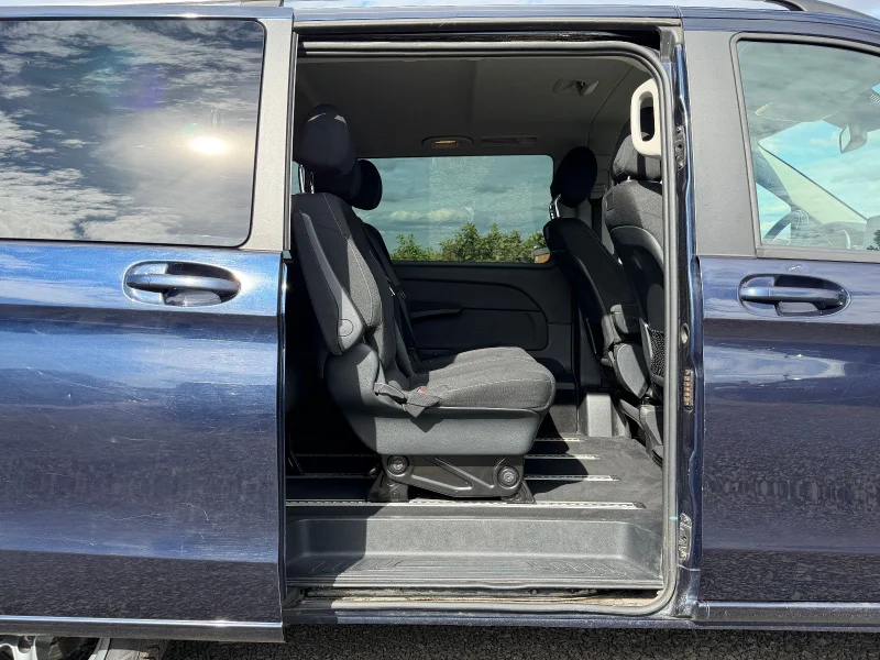 Mercedes-Benz V 250 – 21
