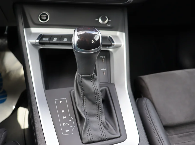 Audi Q3 – 20