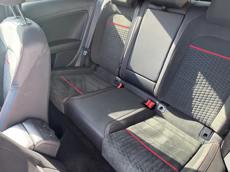 Volkswagen Golf – 11