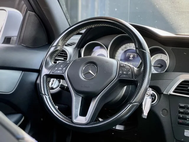 Mercedes-Benz C 220 – 15