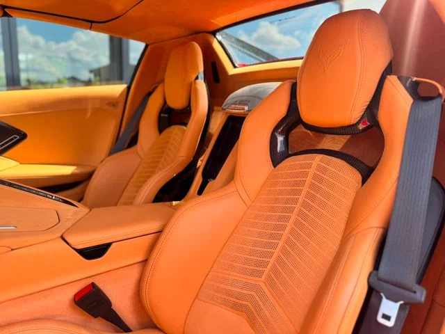 CORVETTE C8 – 10