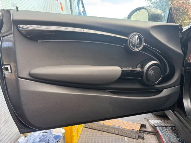 Mini COOPER SE – 16