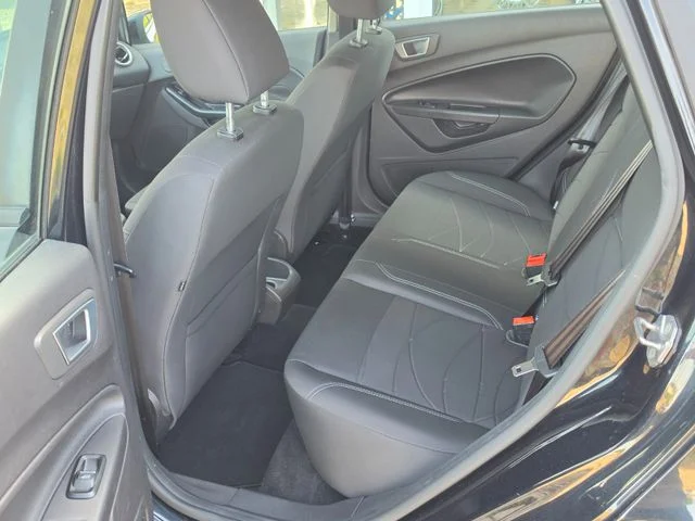 FORD Fiesta – 12