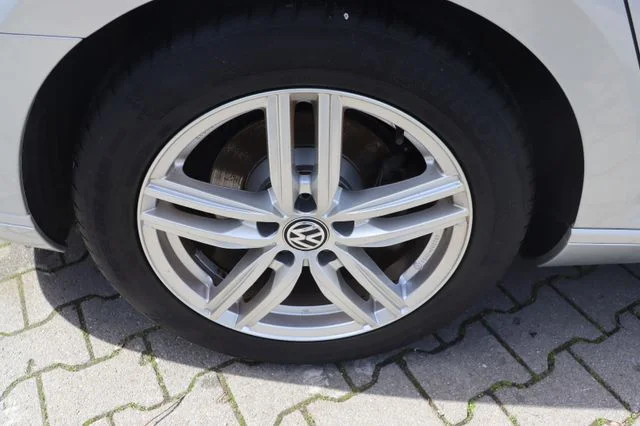Volkswagen Passat Variant – 22