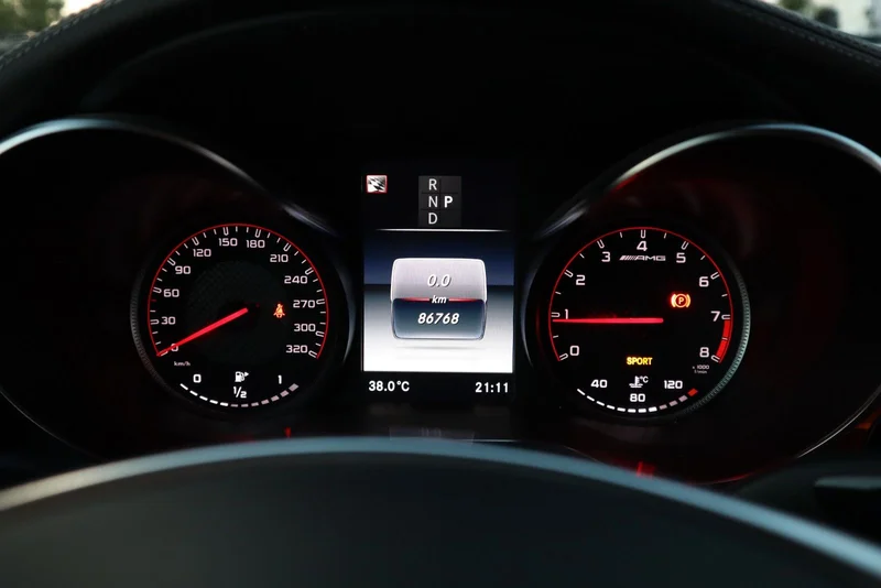 Mercedes-Benz GLC 63 AMG – 25