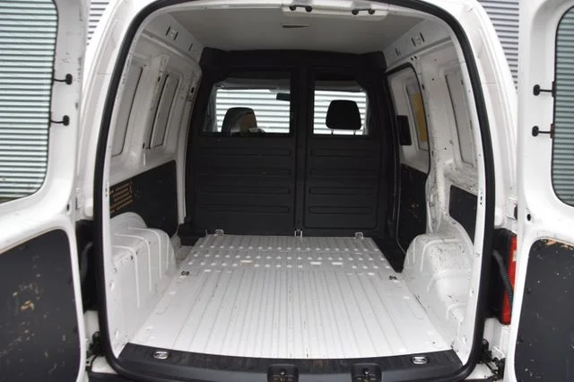 VW Caddy – 8