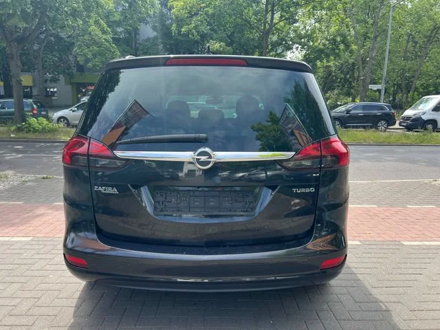Opel Zafira – 6