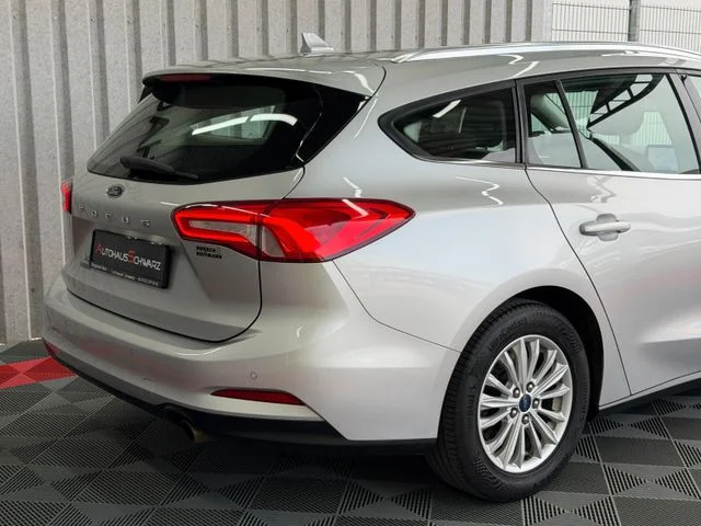 Ford Focus – 11