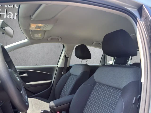 VW Polo – 18