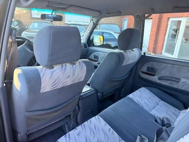 TOYOTA Land Cruiser – 14