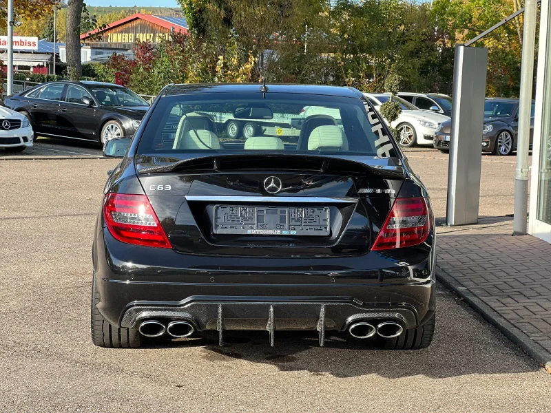 Mercedes-Benz C 63 AMG – 16