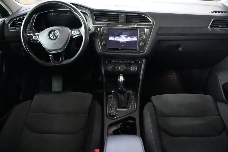 Volkswagen Tiguan – 16