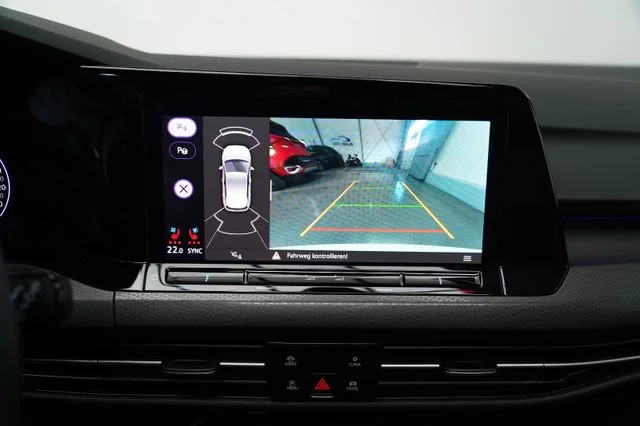 VW Golf – 28