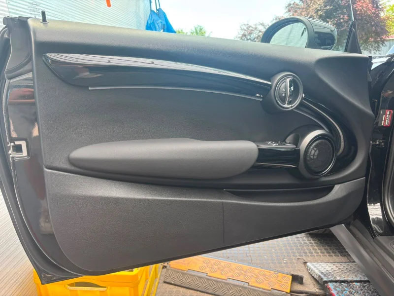 Mini COOPER SE – 10