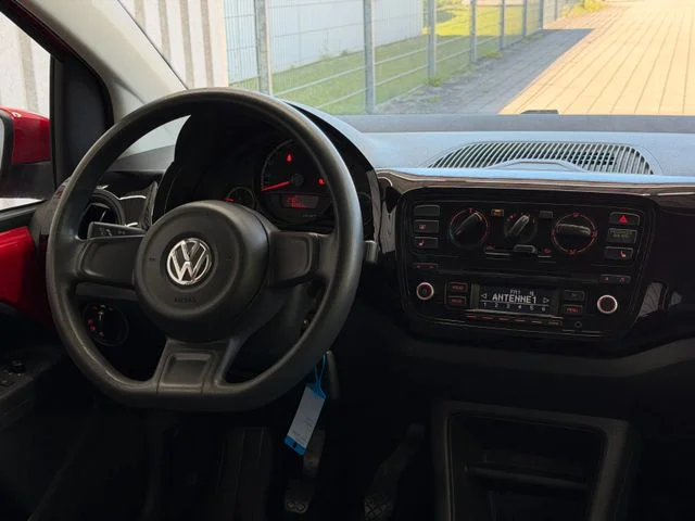 Volkswagen up – 18