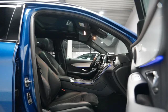 MERCEDES-BENZ GLC 300 – 29
