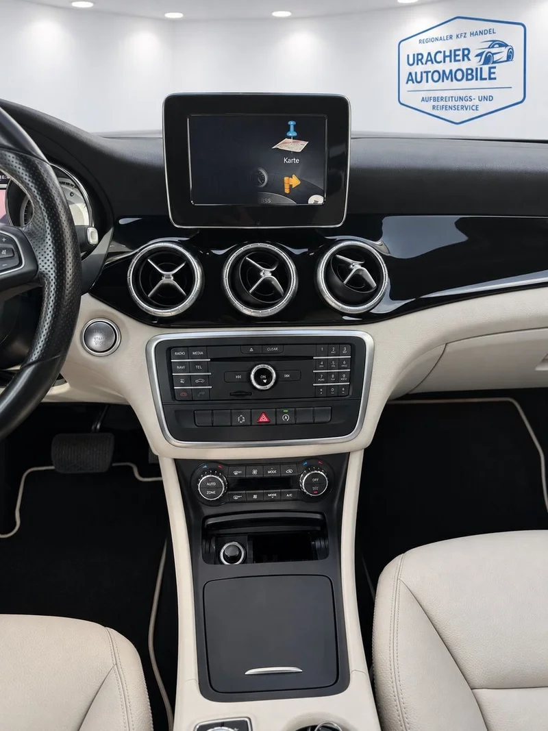 Mercedes-Benz CLA 250 – 17