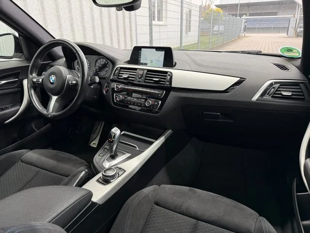 BMW 218 – 17