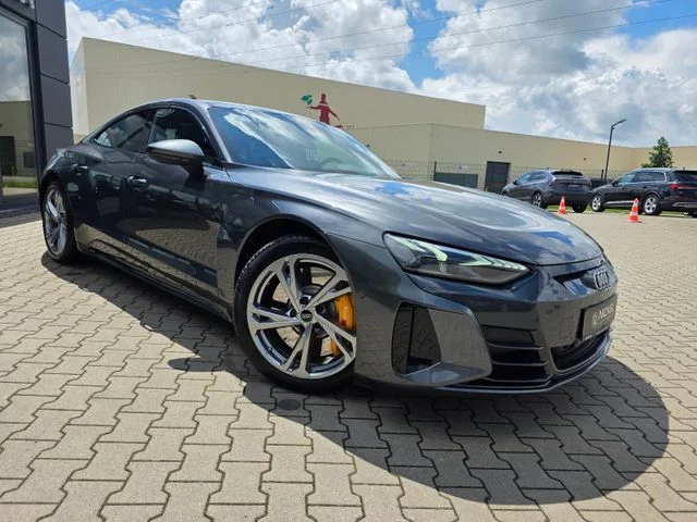 Audi e-tron GT – 8